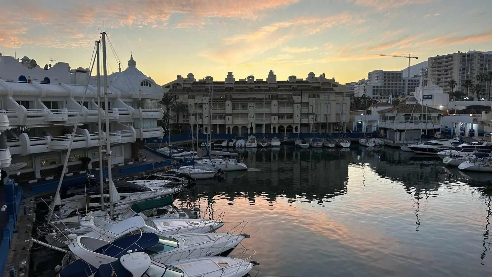Nice Apartament In Puerto Marina Benalmádena Ισπανία